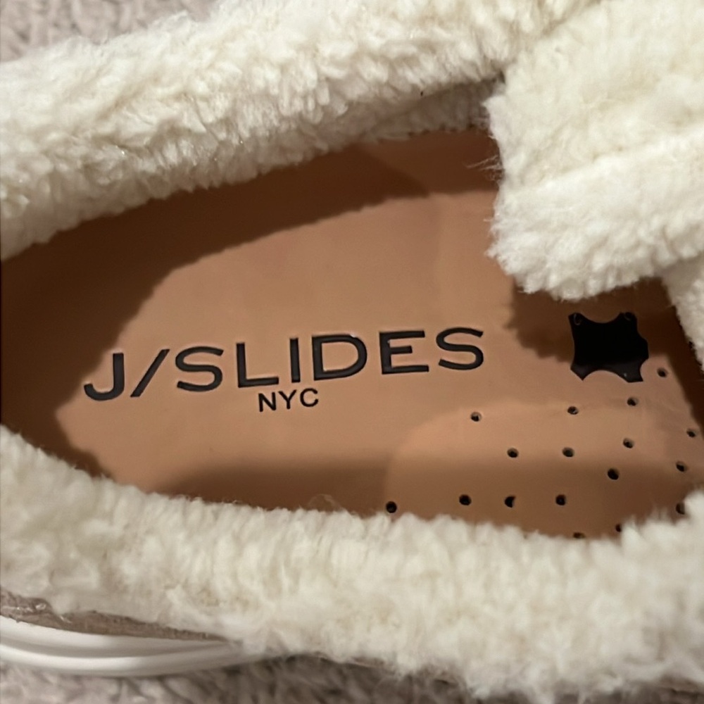 NWOT J/SLIDES Ninka Gold Metallic Waterproof Sneaker - Picture 6 of 12